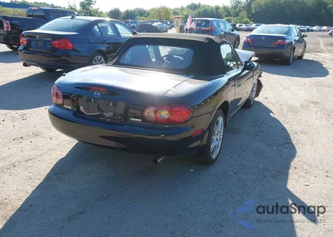 2004 Mazda Mx-5 Miata Ls z USA, uszkodzony, nr VIN JM1NB353740408716